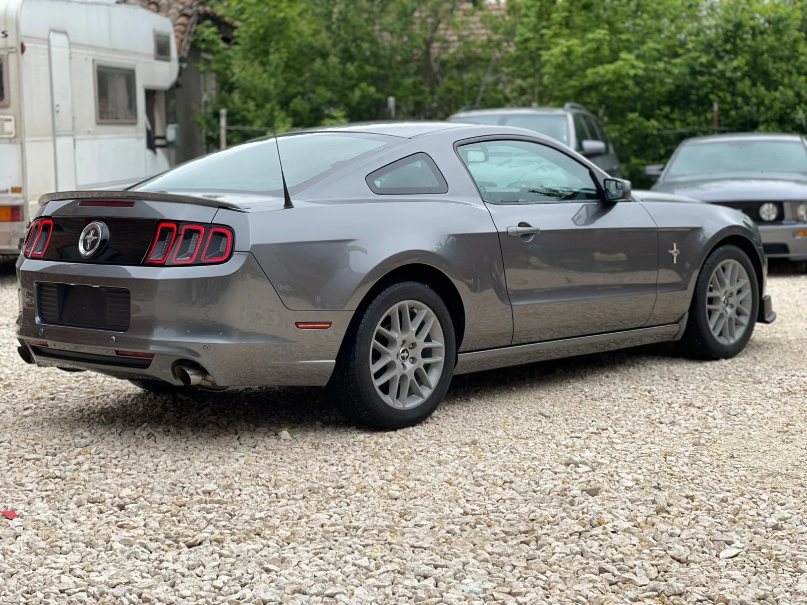 Ford Mustang 3.7 V6 Premium - изображение 2