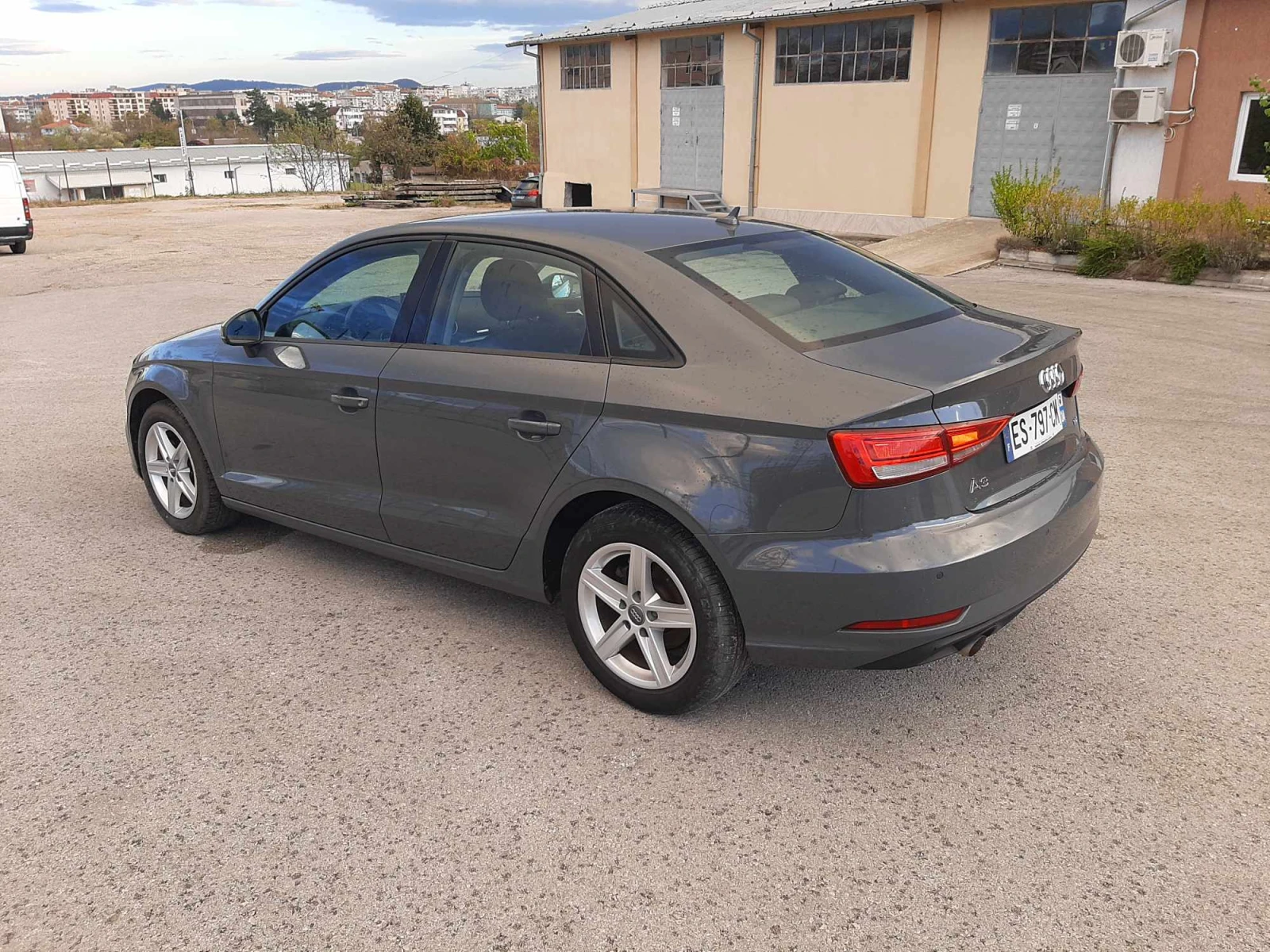Audi A3 1.6TDI - изображение 5