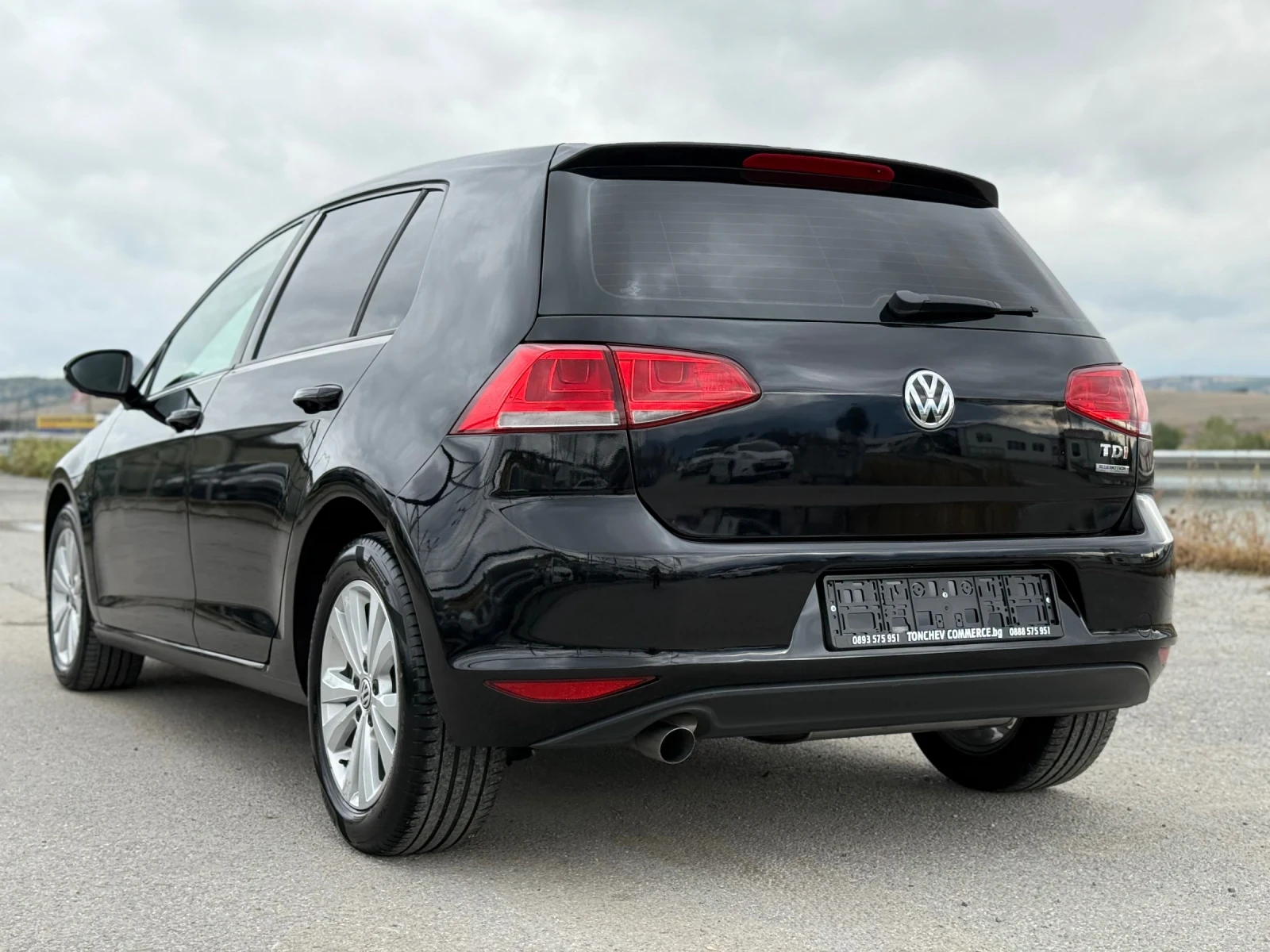 VW Golf 1.6-TDI-178.000km-REALNI-TOP-NEW-NAVI-AVTOPILOT - изображение 4
