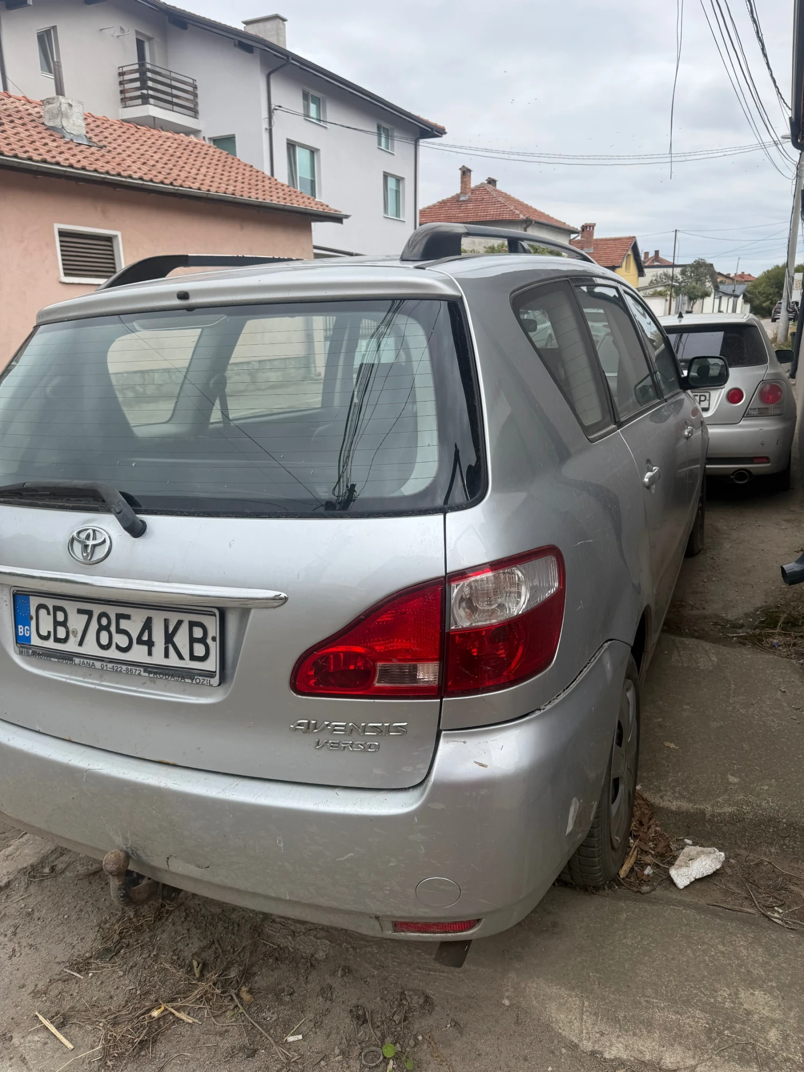 Toyota Avensis verso  - изображение 5