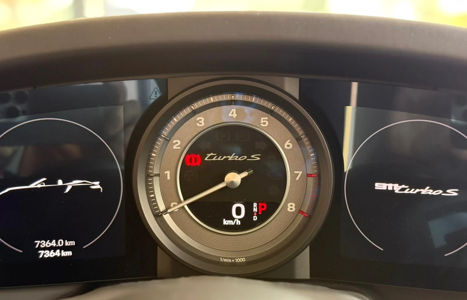 Porsche 911 Turbo S Cabrio* Лизинг* Akrapovic* Lift* Matrix* C | Mobile.bg — изображение 10