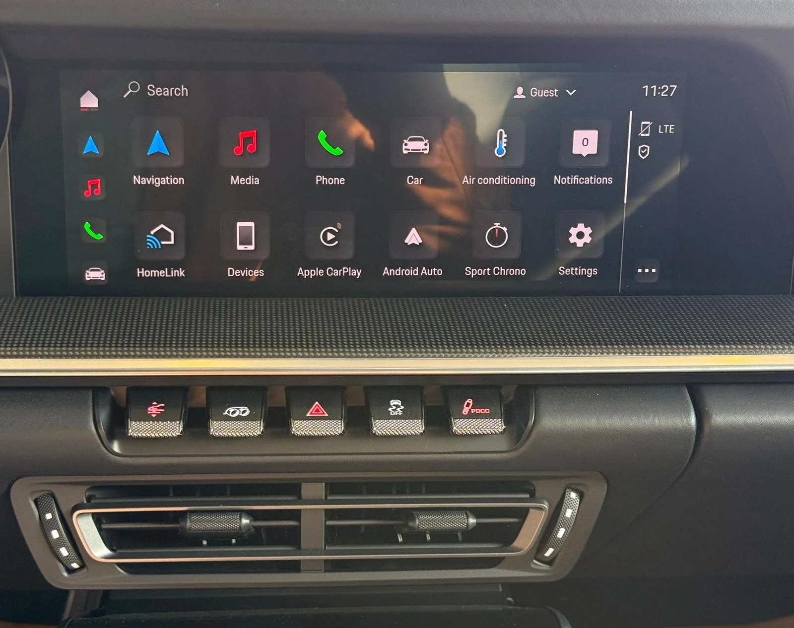 Porsche 911 Turbo S Cabrio* Лизинг* Akrapovic* Lift* Matrix* C | Mobile.bg — изображение 13