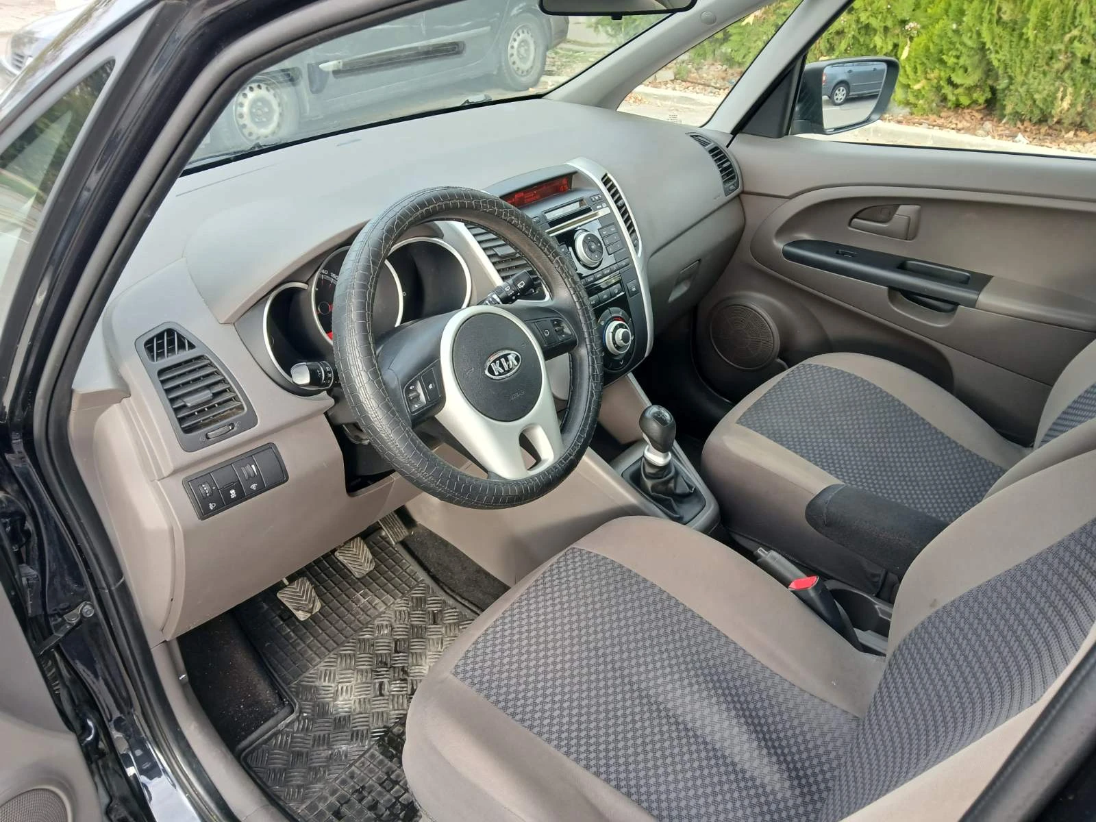 Kia Venga  - изображение 4