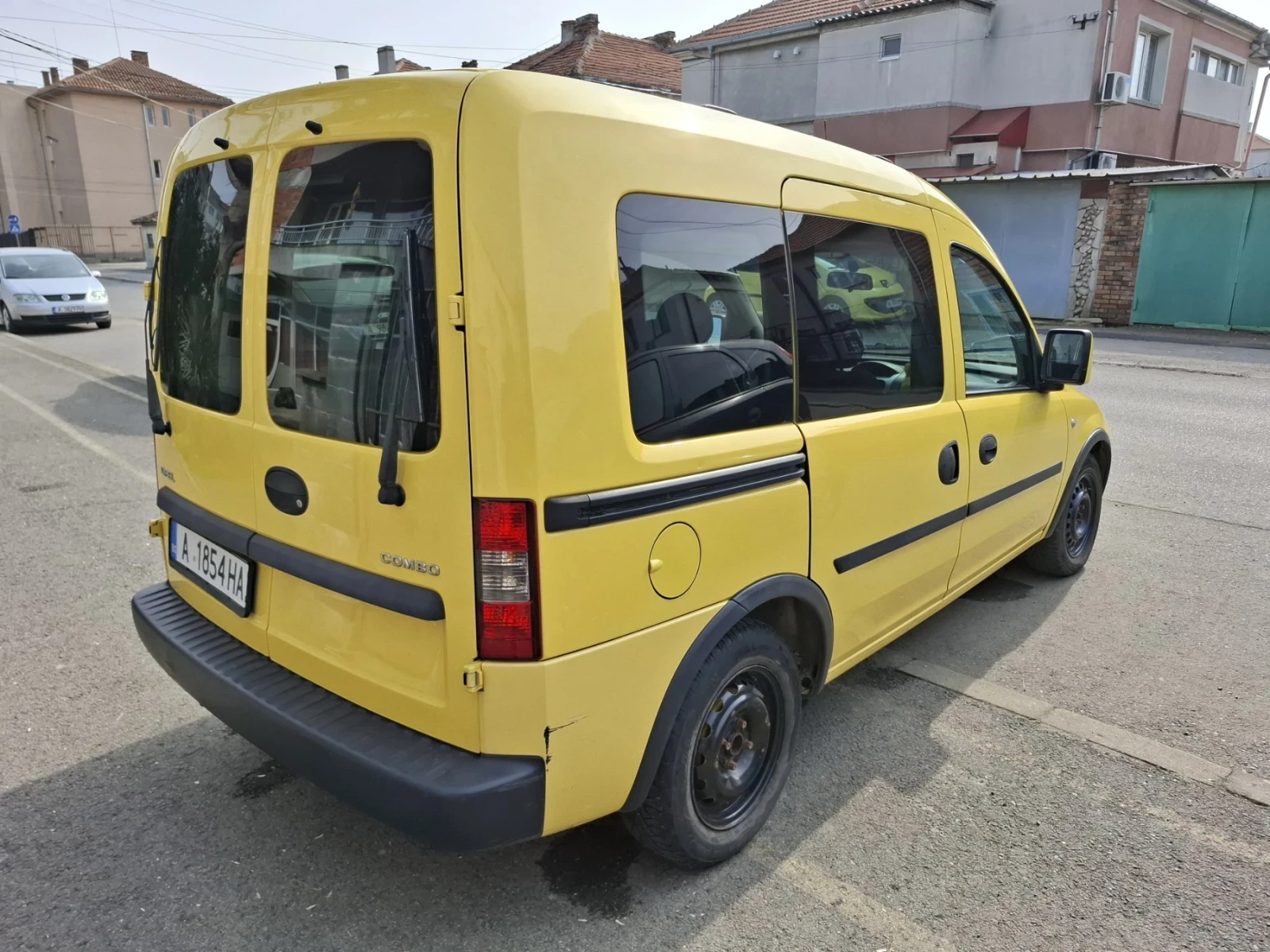 Opel Combo, снимка 4 - Автомобили и джипове - 53706468
