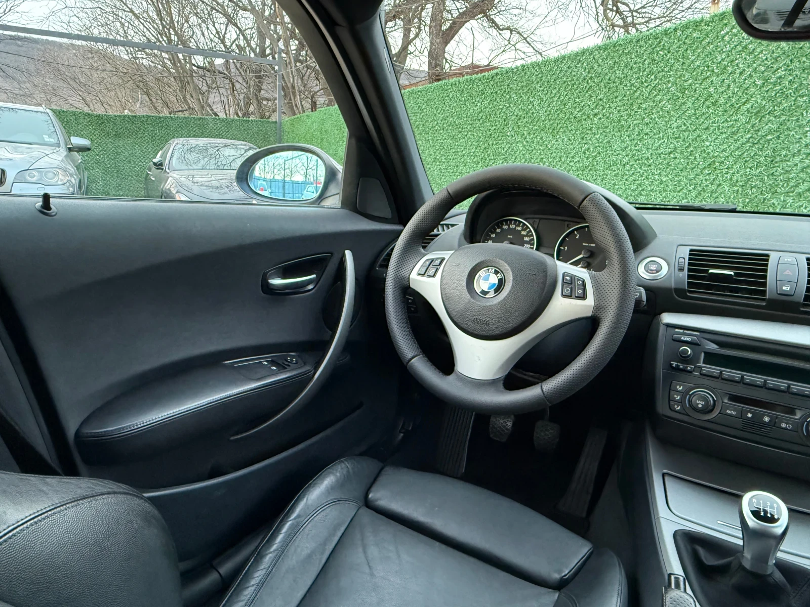 BMW 118 D | M Packet | Рекаро | Кожа | , снимка 9 - Автомобили и джипове - 53760540