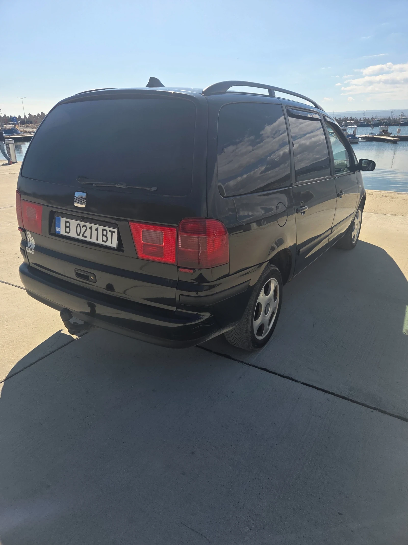 Seat Alhambra Ван, снимка 3 - Автомобили и джипове - 53902691