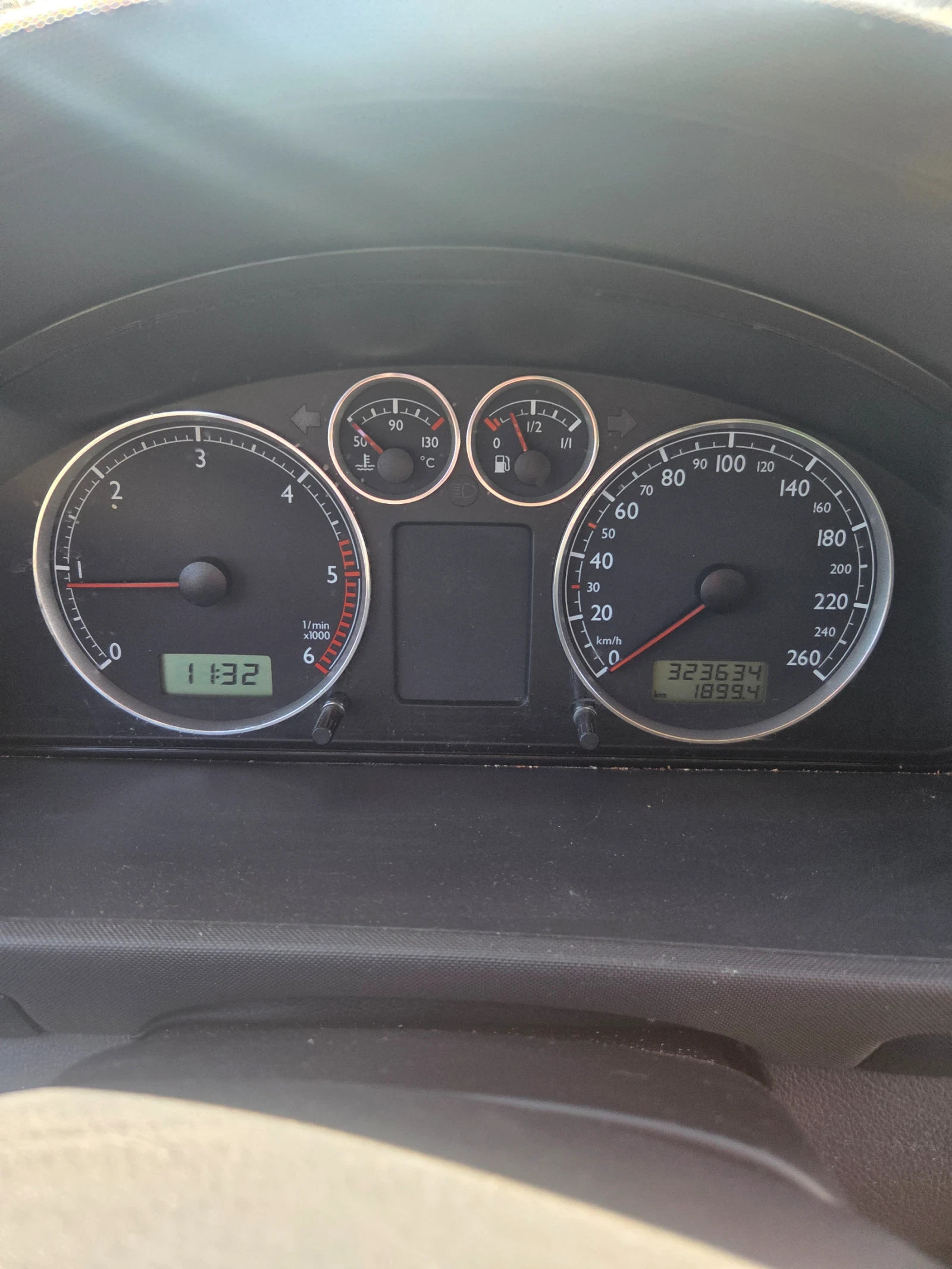 Seat Alhambra Ван, снимка 15 - Автомобили и джипове - 53902691