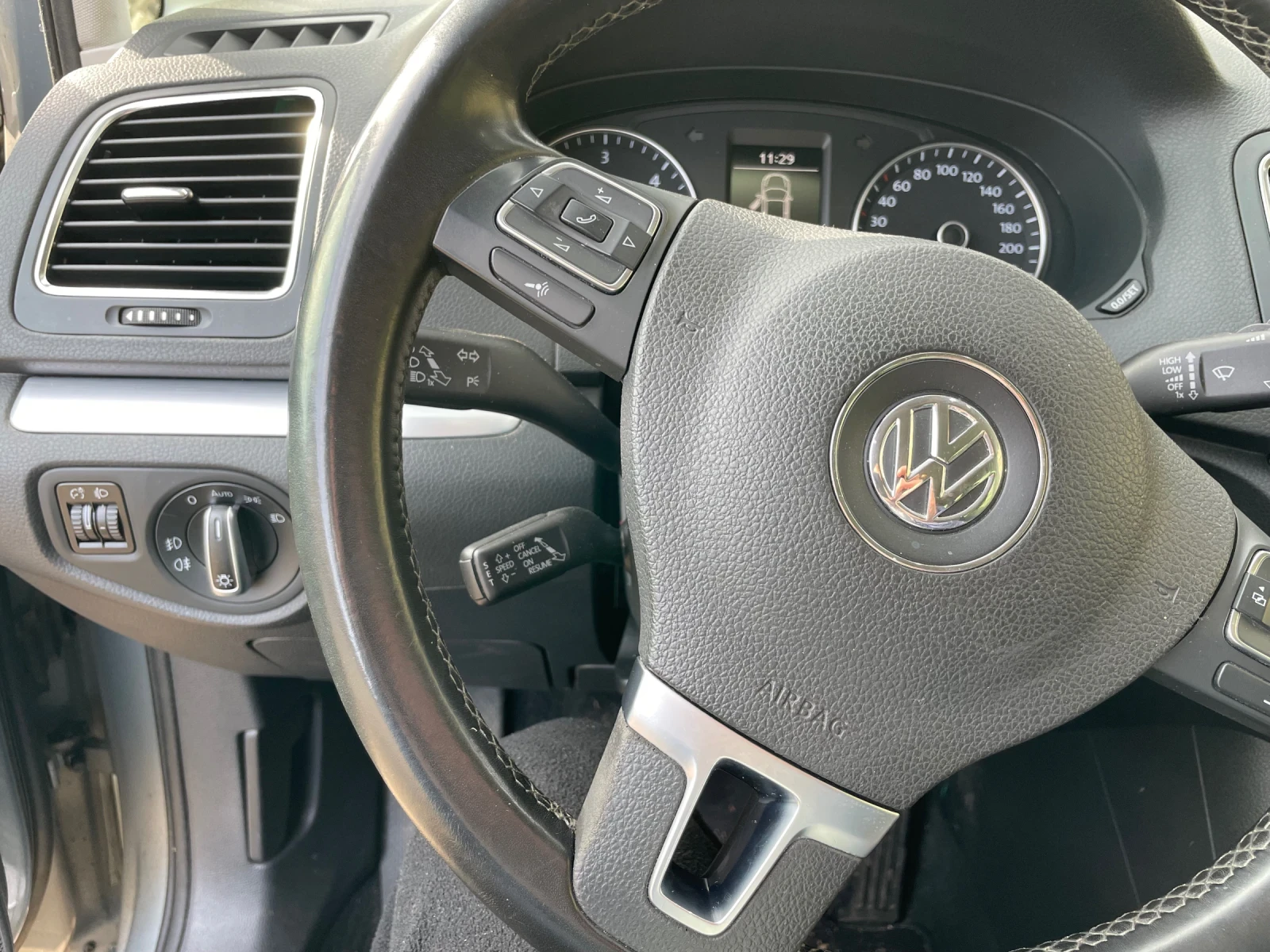 VW Sharan Ван, снимка 8 - Автомобили и джипове - 53930164