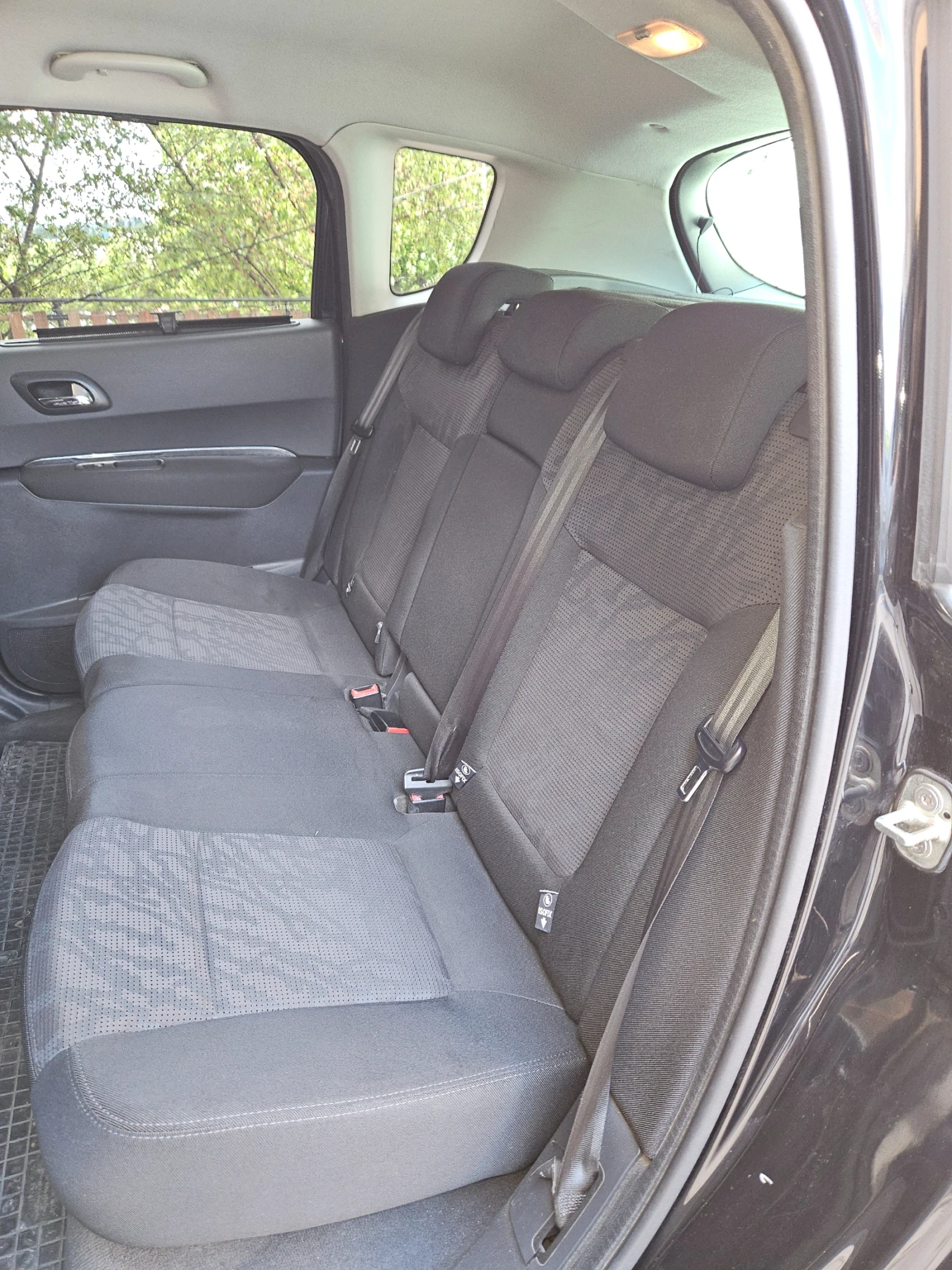 Peugeot 3008 1.6 Дизел, снимка 12 - Автомобили и джипове - 53988509