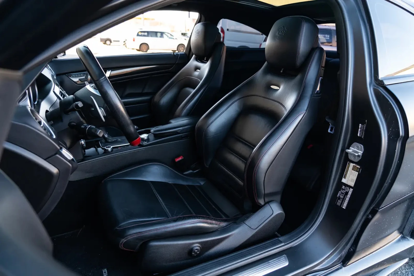 Mercedes-Benz C 63 AMG WIDEBODY * Панорама * Подгрев * HK * Carfax * , снимка 11 - Автомобили и джипове - 54116039