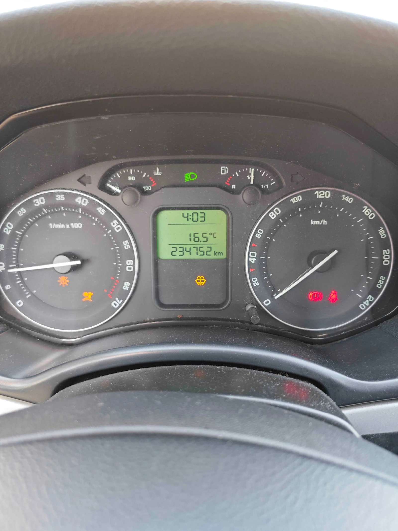 Skoda Octavia, снимка 6 - Автомобили и джипове - 54140970