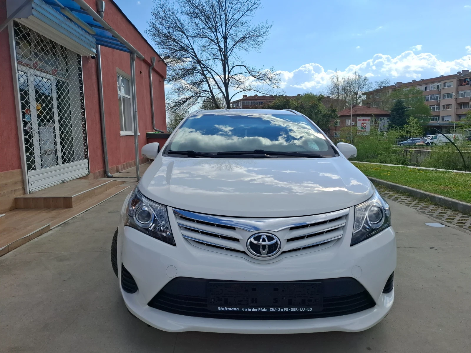 Toyota Avensis, снимка 2 - Автомобили и джипове - 54252201