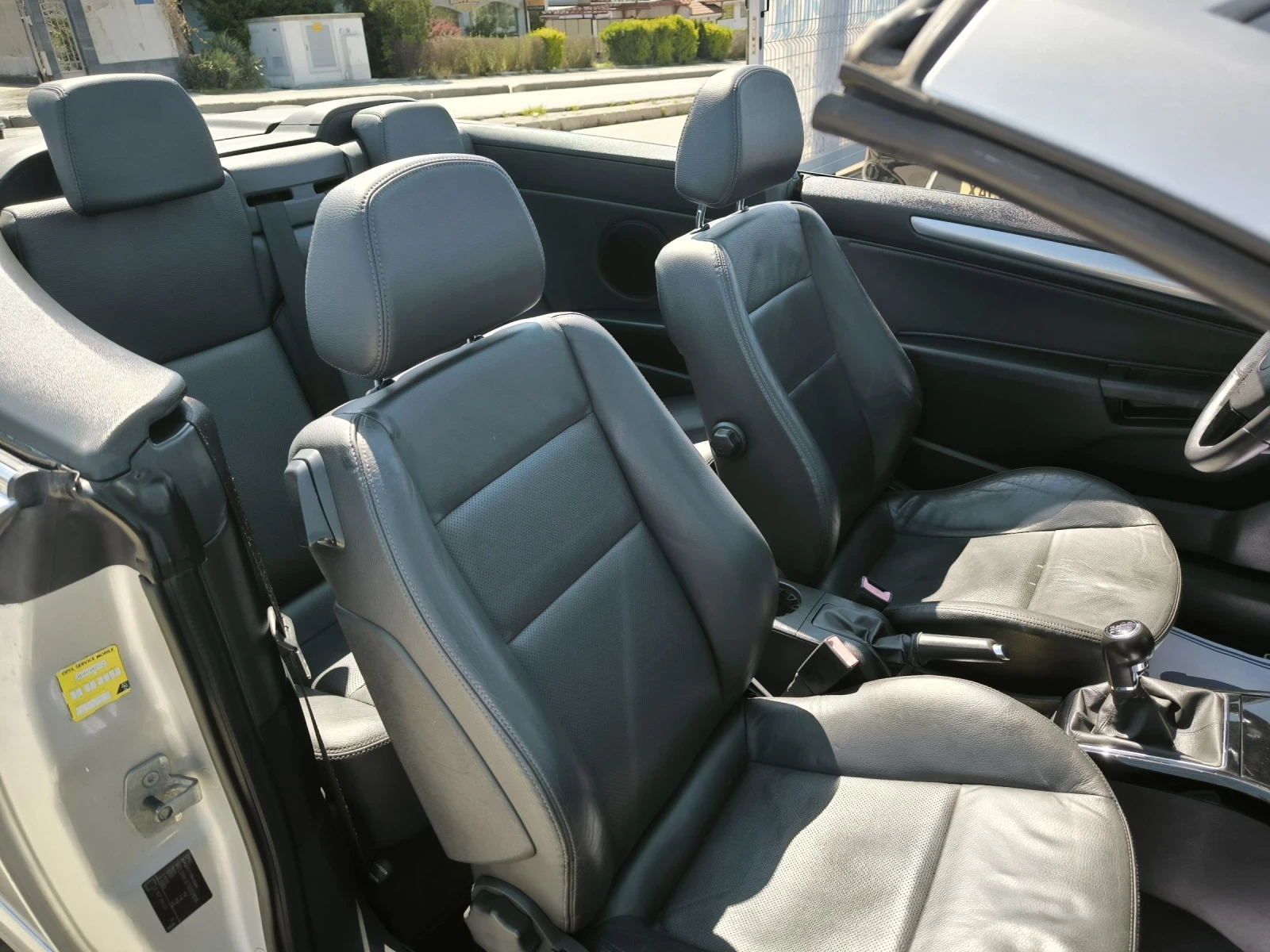 Opel Astra 1.6I Turbo Cabrio, снимка 9 - Автомобили и джипове - 54331537