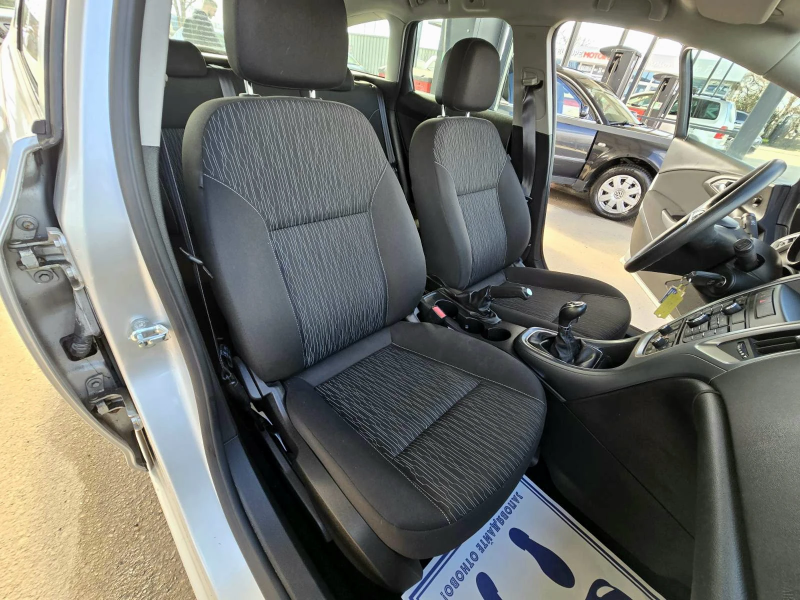 Opel Astra ПЕРФЕКТЕН/1.6cdti/136hp/FACE, снимка 13 - Автомобили и джипове - 54508153