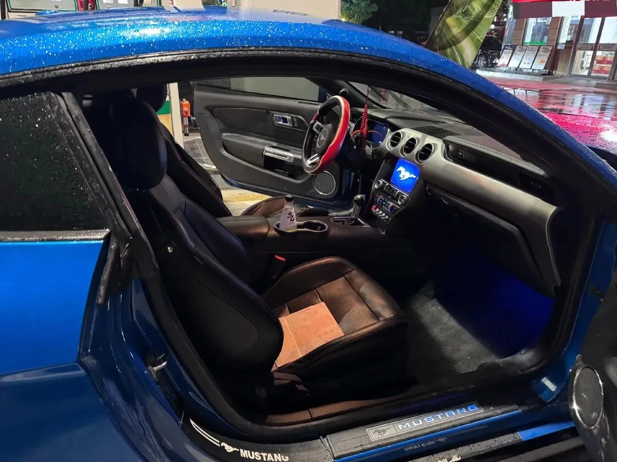 Ford Mustang, снимка 6 - Автомобили и джипове - 54569259
