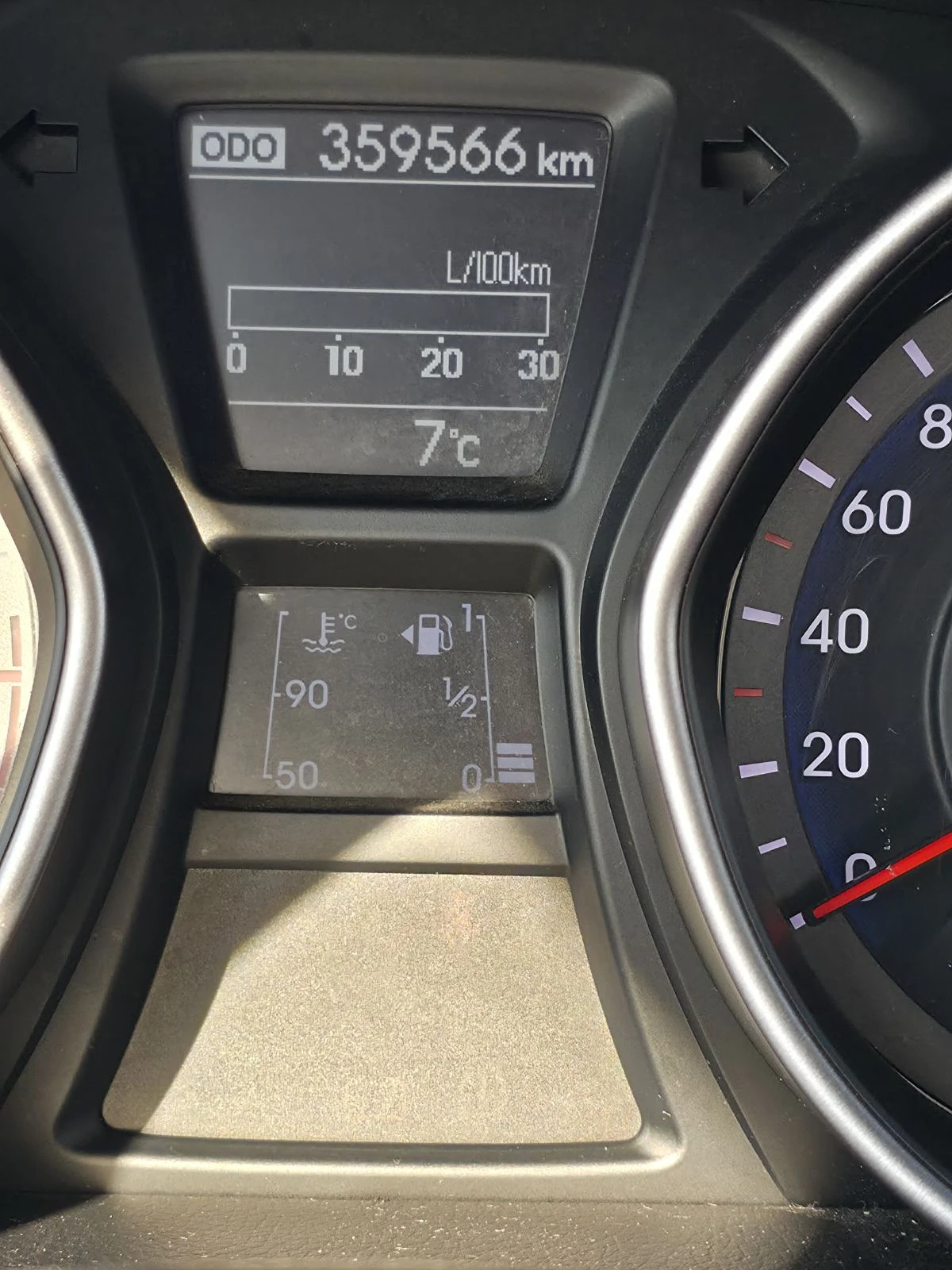 Hyundai I30, снимка 8 - Автомобили и джипове - 54649694