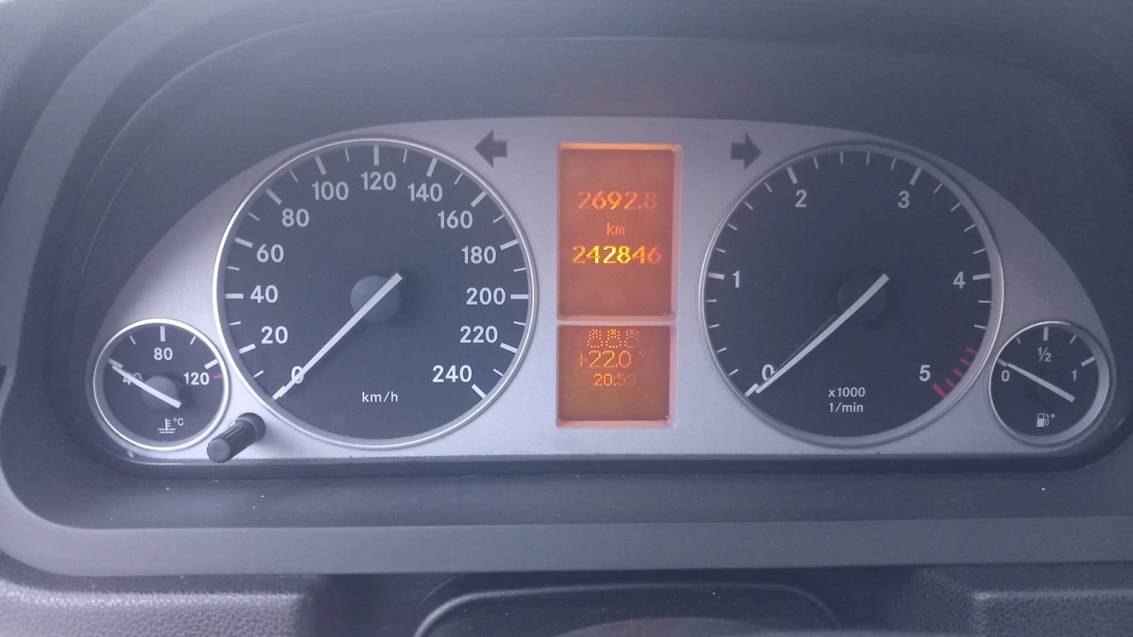 Mercedes-Benz B 180 245, снимка 8 - Автомобили и джипове - 54774622