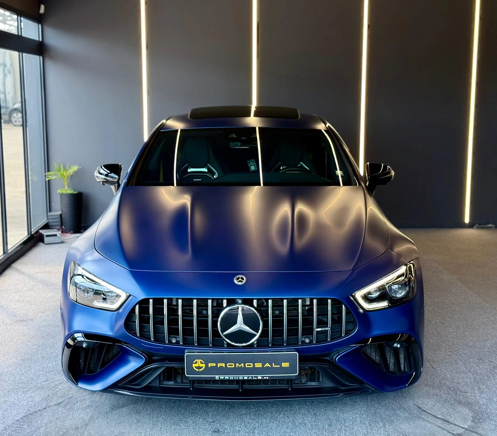 Mercedes-Benz GT 63s* 4M* V8* Burmester* H&U* Подгрев* Лизинг , снимка 2 - Автомобили и джипове - 54959359