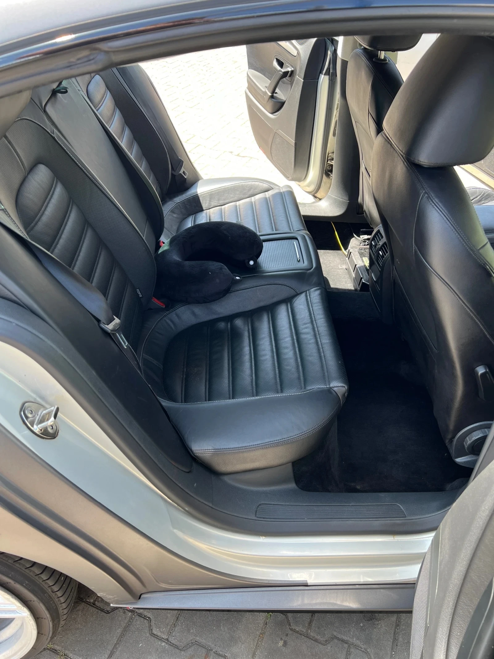 VW Passat 3.6 V6 DSG 4-Motion., снимка 13 - Автомобили и джипове - 55254611