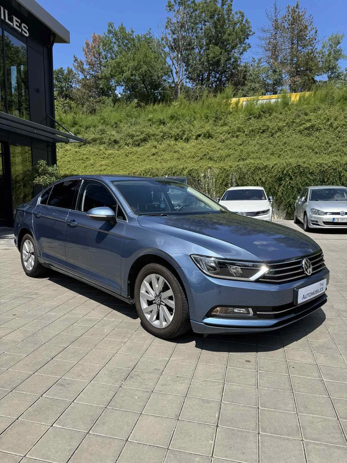 VW Passat, снимка 2 - Автомобили и джипове - 55429741