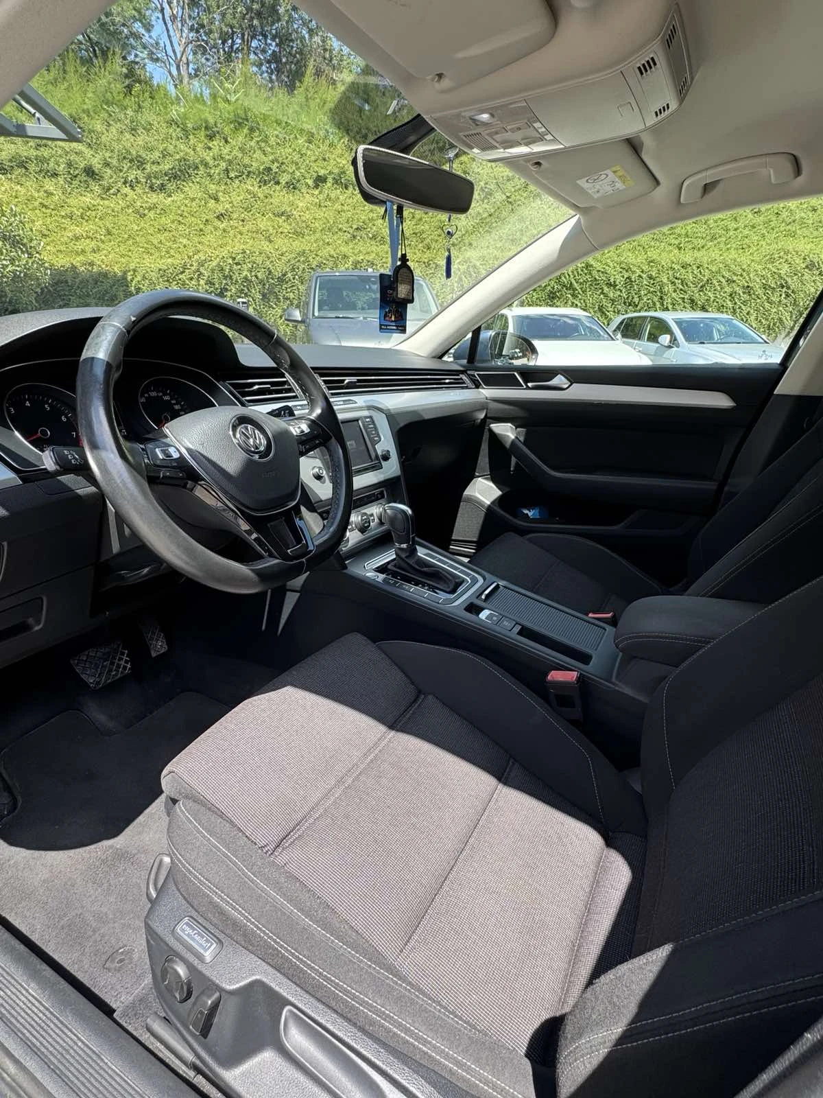 VW Passat, снимка 10 - Автомобили и джипове - 55429741
