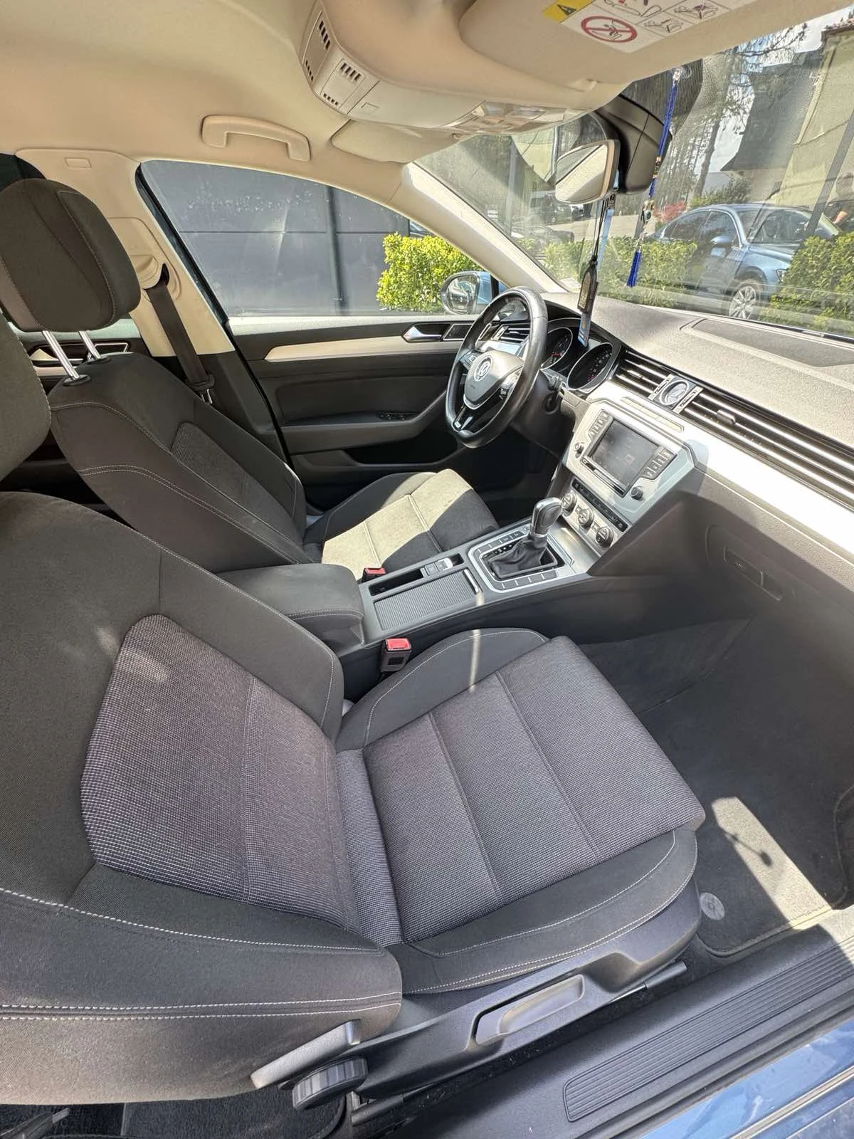 VW Passat, снимка 12 - Автомобили и джипове - 55429741