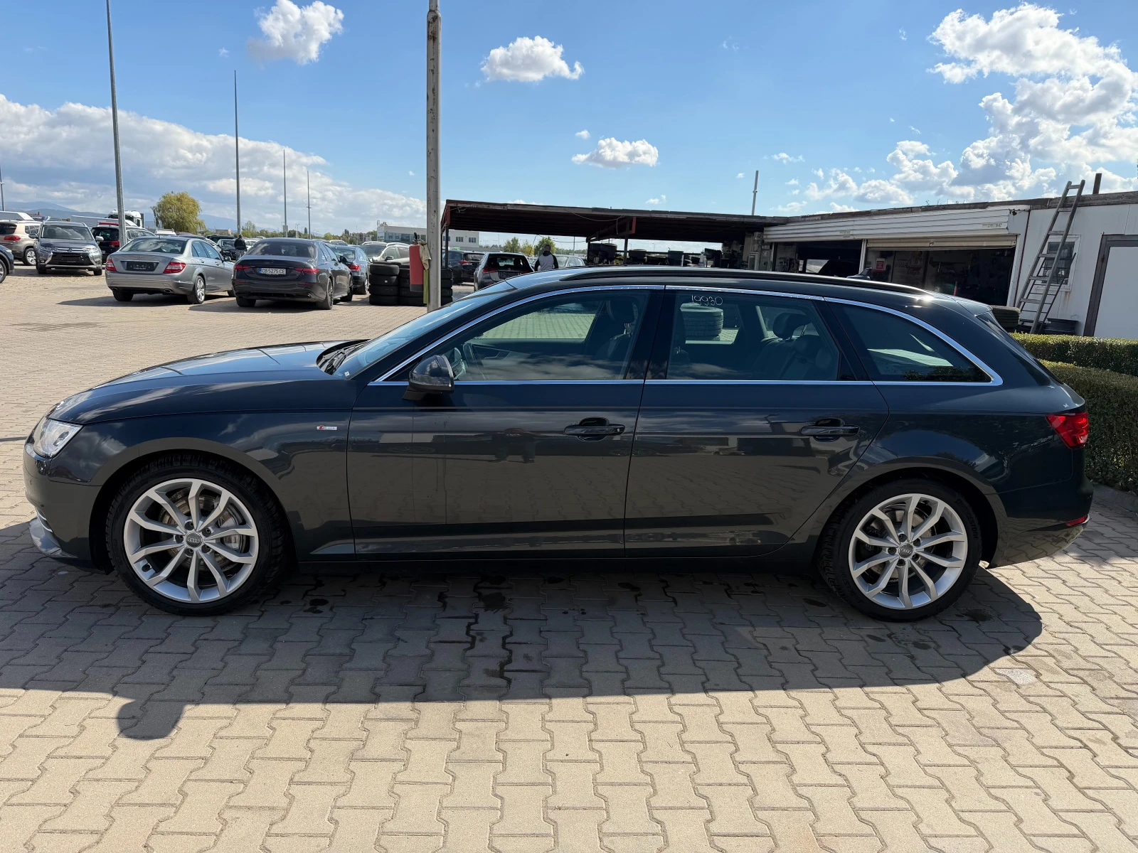 Audi A4 2.0TDI S-LINE QUATTRO AVTOMAT/NAVI/KOJA EURO 6, снимка 9 - Автомобили и джипове - 56213104
