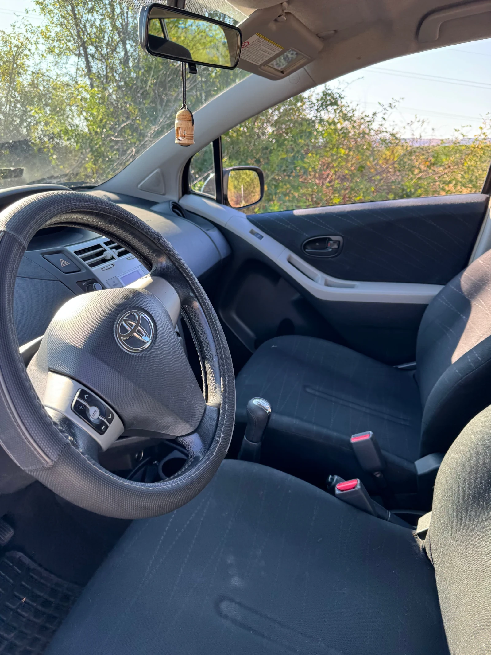 Toyota Yaris, снимка 7 - Автомобили и джипове - 56238214