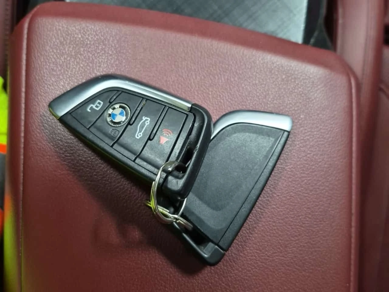 BMW 330 xDrive M SPORT | CARFAX | ��� ��������� | Mobile.bg � ����������� 9