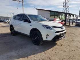 Toyota Rav4 2.5 AWD EURO 6B ГАЗОВ ИНЖЕКЦИОН ЛИЗИНГ, снимка 3