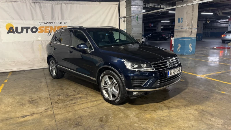 VW Touareg 7p, снимка 2 - Автомобили и джипове - 48031401