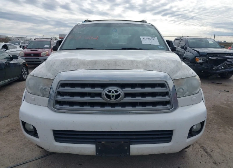 Toyota Sequoia LIMITED 5.7 HEMI* Кожа* JBL* Перфектна на газ* , снимка 1 - Автомобили и джипове - 48965498