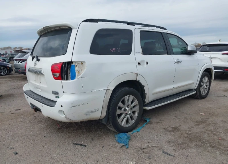 Toyota Sequoia LIMITED 5.7 HEMI* Кожа* JBL* Перфектна на газ* , снимка 5 - Автомобили и джипове - 48965498