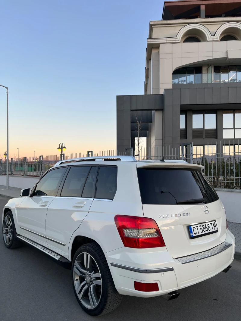 Mercedes-Benz GLK * Панорама* Кожа* , снимка 5 - Автомобили и джипове - 49582599