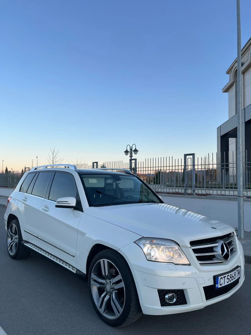 Mercedes-Benz GLK * Панорама* Кожа* , снимка 1 - Автомобили и джипове - 49582599