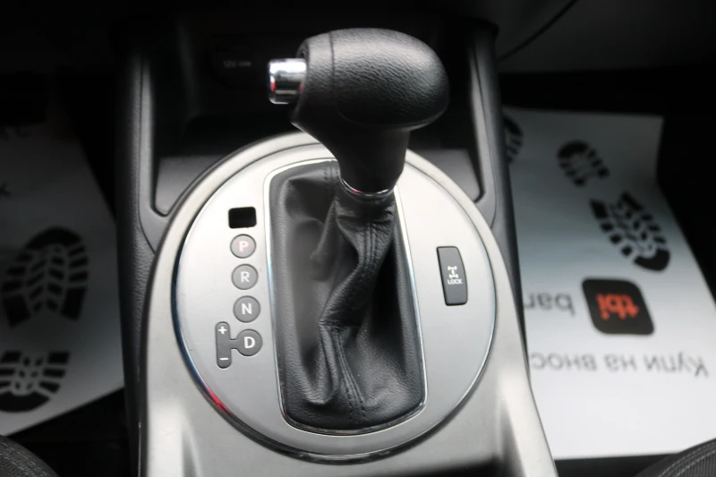 Kia Sportage 2.4 4x4, снимка 13 - Автомобили и джипове - 52216445