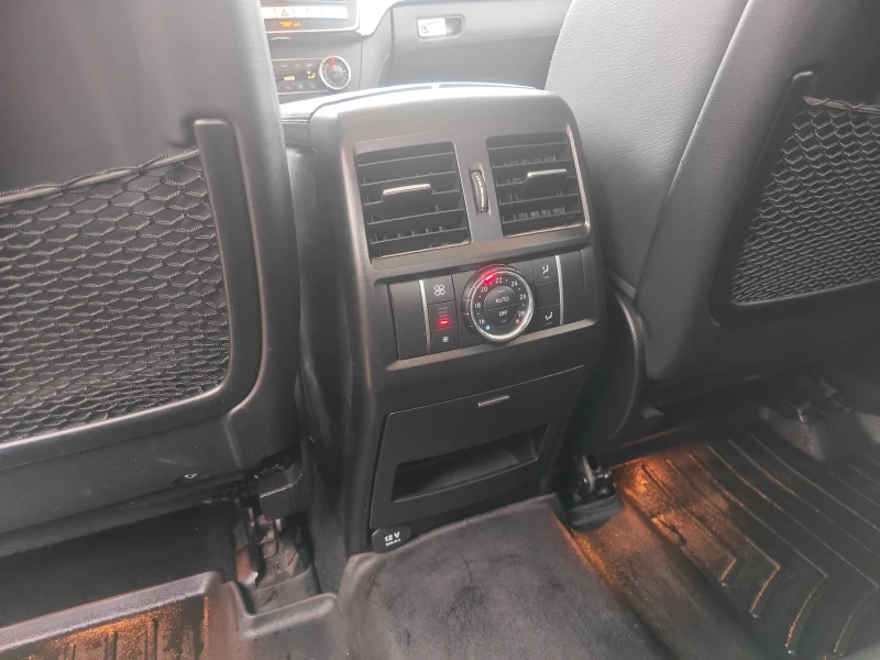 Mercedes-Benz GLE 350 AMG 4MATIK LED INTELLIGENT Harman Kardon 9G Теглич, снимка 15 - Автомобили и джипове - 52464460