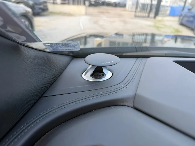 Audi SQ8 4.0TFSI, снимка 15 - Автомобили и джипове - 52877555