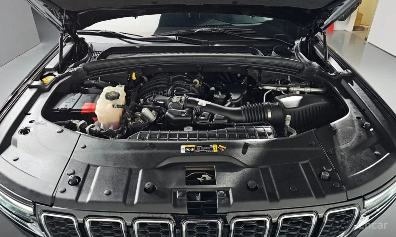 Jeep Grand cherokee, снимка 6 - Автомобили и джипове - 52964643