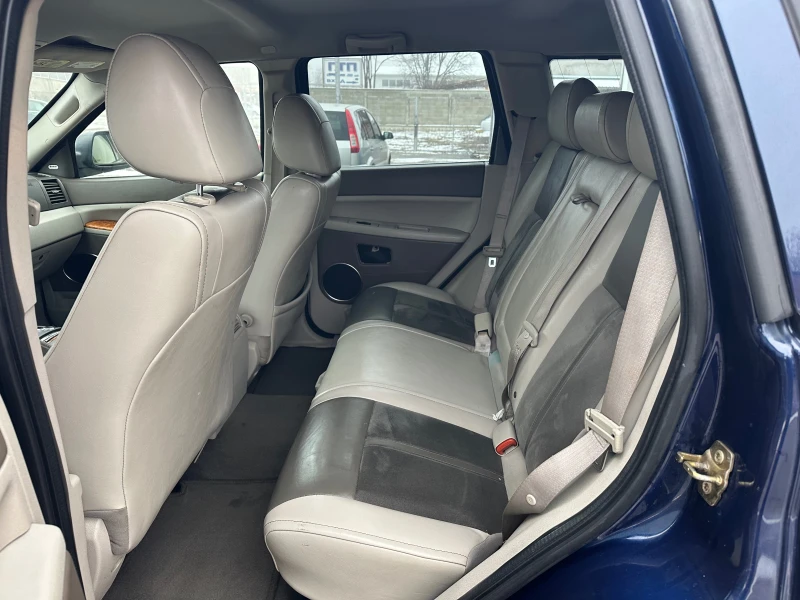 Jeep Grand cherokee 3.0CRD 4х4 Overland Design Италия, снимка 14 - Автомобили и джипове - 53212823