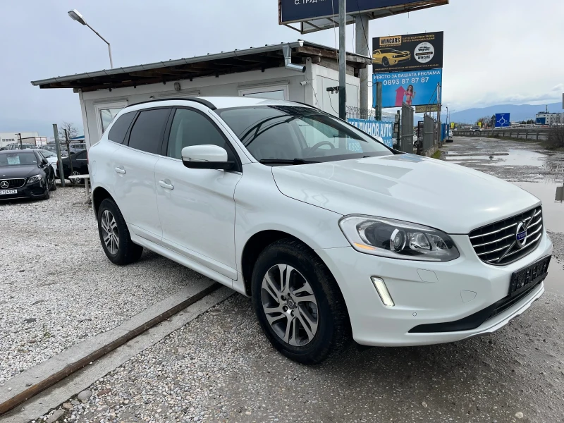 Volvo XC60 2.0 D4 180кс, снимка 3 - Автомобили и джипове - 53283496