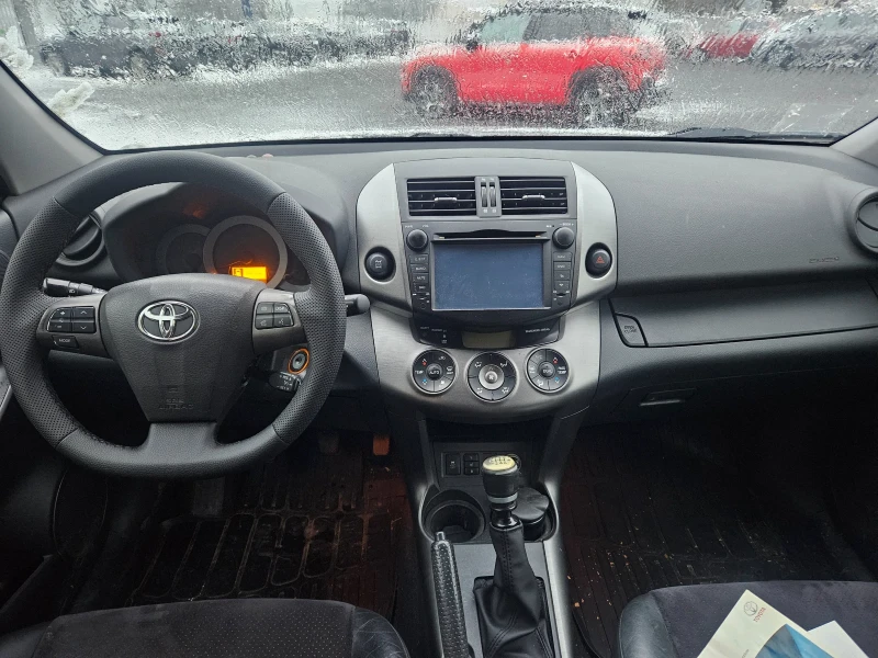 Toyota Rav4 2.2 D4D, снимка 4 - Автомобили и джипове - 53344269