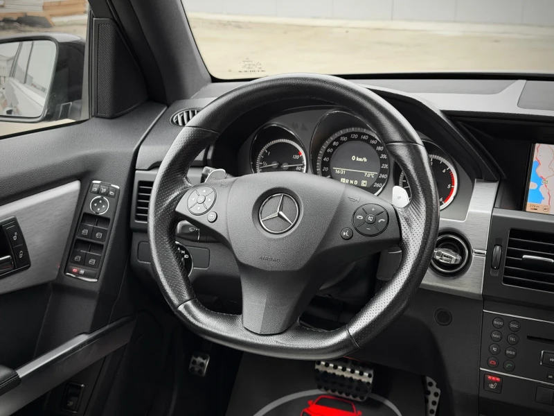 Mercedes-Benz GLK 320/EDITION 1/DESIGNO/PANO/HARMAN/4MATIC/CAM, снимка 9 - Автомобили и джипове - 53513648