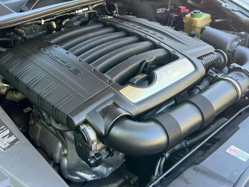 Porsche Cayenne  AWD / CARFAX /Памет/Погрев/Кожа/Нави, снимка 17 - Автомобили и джипове - 53591715