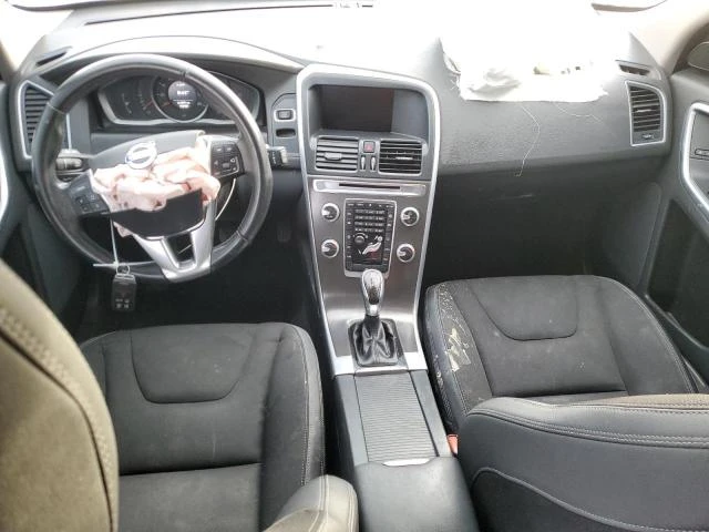 Volvo XC60 T5  , снимка 8 - Автомобили и джипове - 48586033