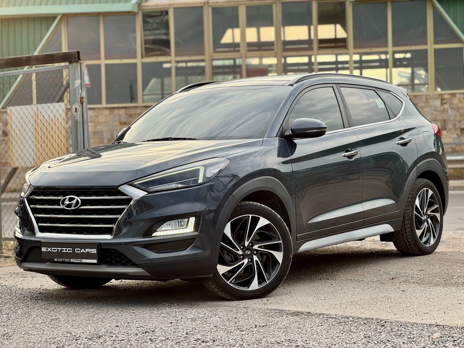Hyundai Tucson 2.0CRDi ! AWD ! Premium ! - изображение 3