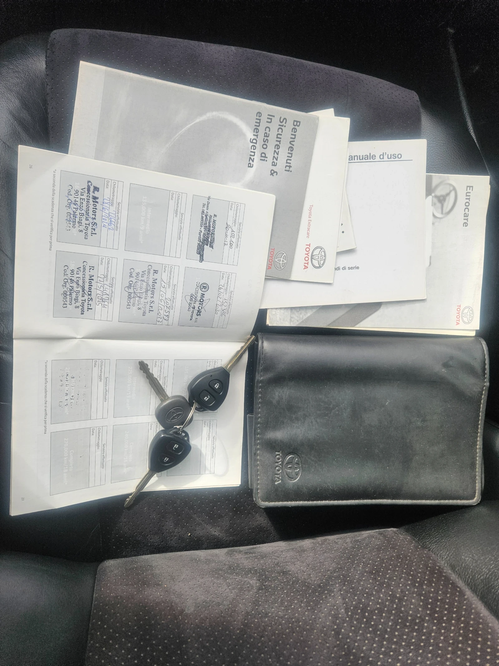 Toyota Rav4 2.2 D4D, снимка 17 - Автомобили и джипове - 53344269