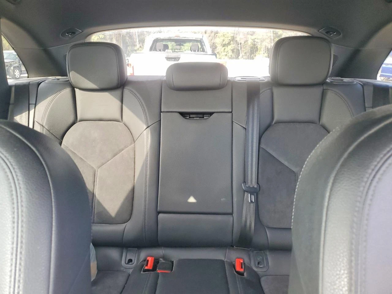 Porsche Macan 2.0l - изображение 10