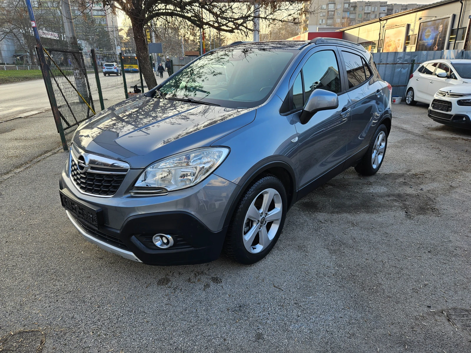 Opel Mokka 1.6 115кс Газ, снимка 3 - Автомобили и джипове - 53882848