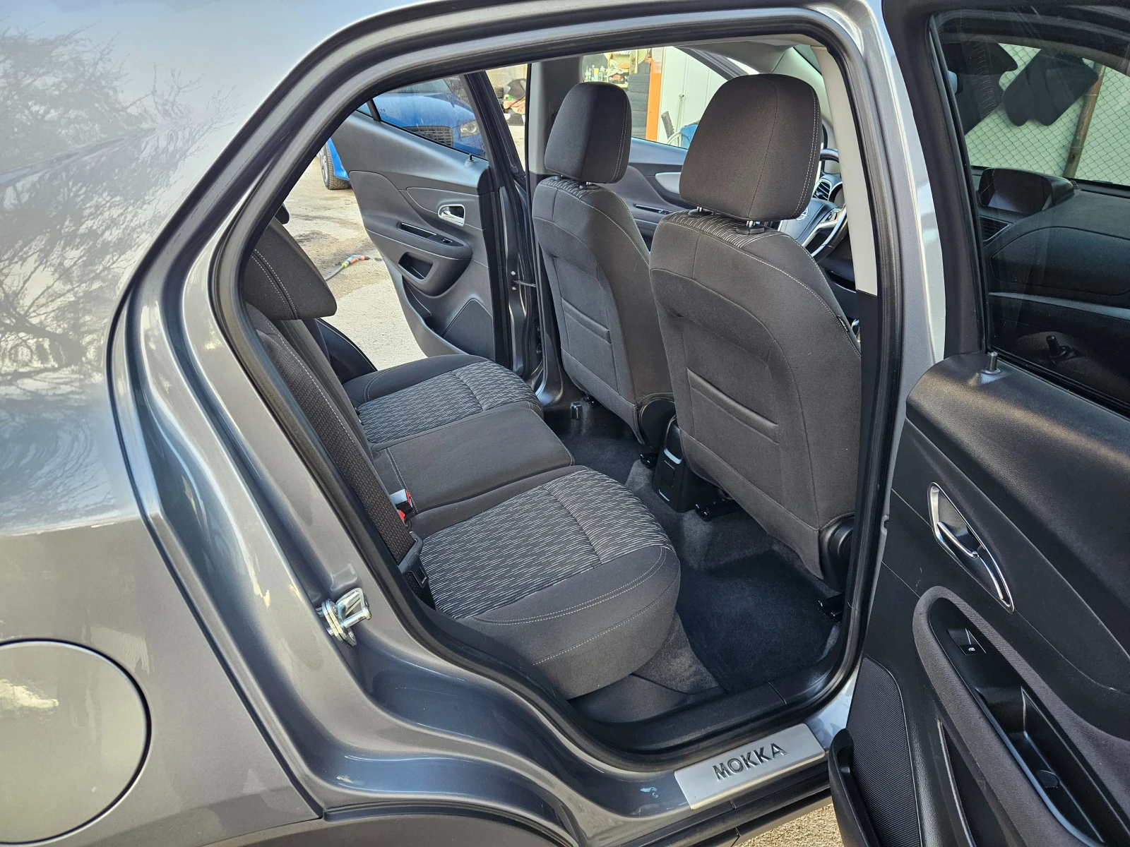 Opel Mokka 1.6 115кс Газ, снимка 10 - Автомобили и джипове - 53882848